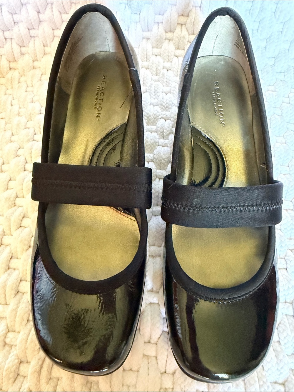 Kenneth Cole Black Patent “Very Mary 2” Mary Jane Style Wedge 6 1/2M